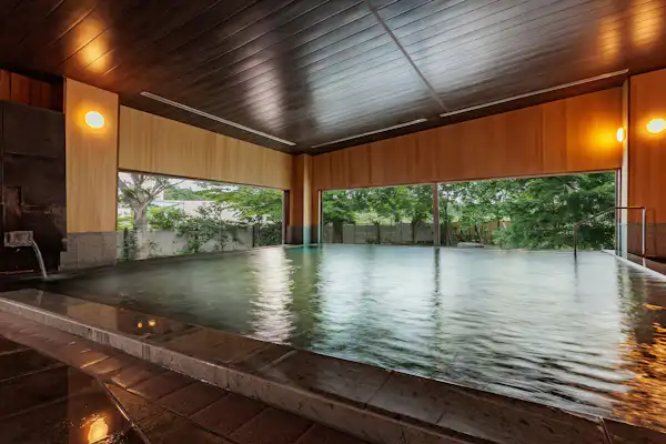 ห้องอาบน้ำรวมขนาดใหญ่