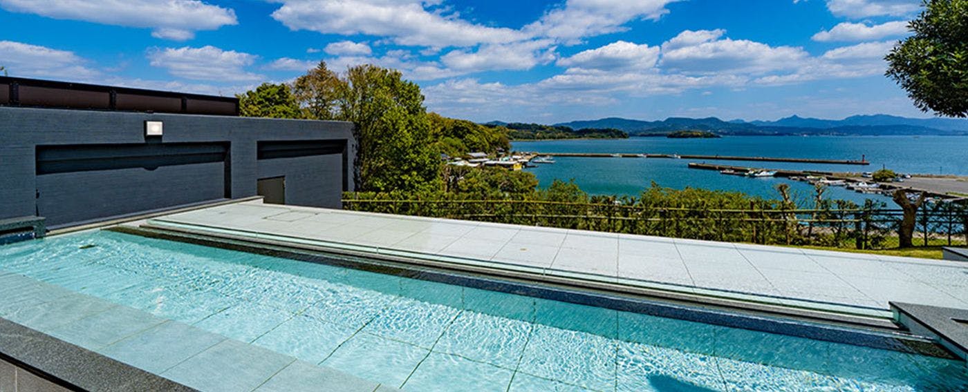 บ่อน้ำพุร้อนกลางแจ้ง