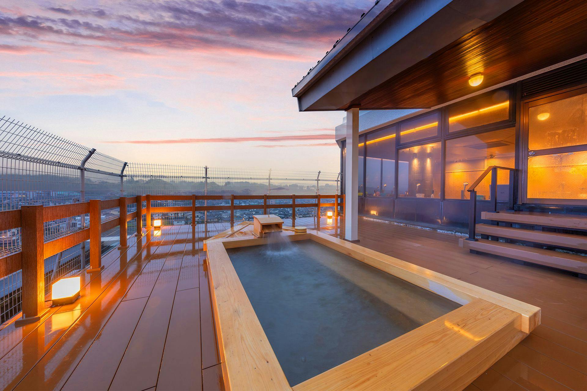 ออนเซ็นกลางแจ้ง