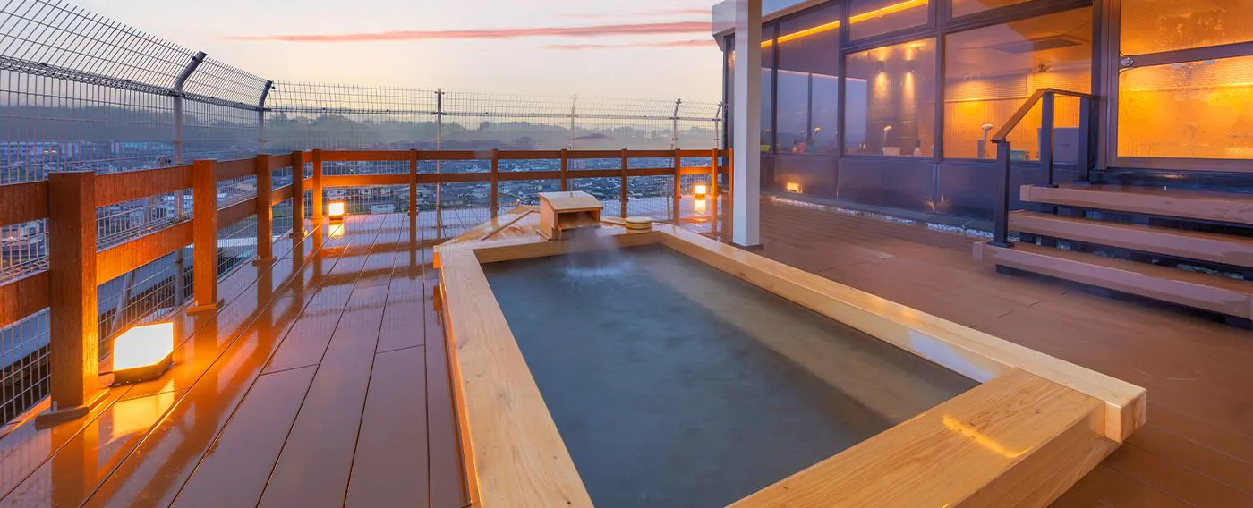 ออนเซ็นกลางแจ้งพร้อมวิว