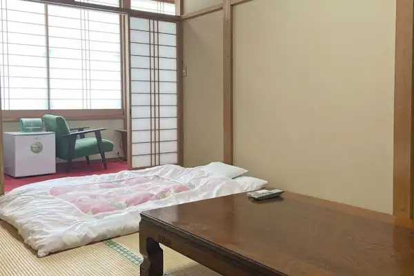 ตัวอย่างห้องพัก: ห้องหมายเลข 10