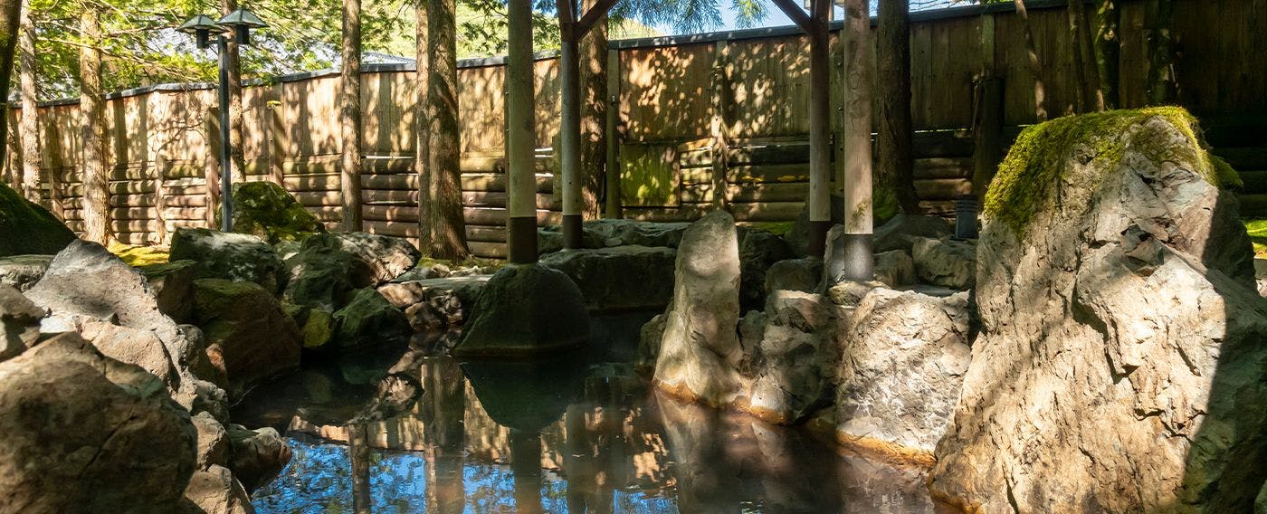 บ่อน้ำพุร้อนกลางแจ้ง