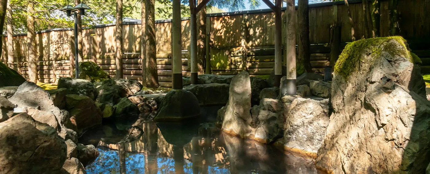 บ่อน้ำพุร้อนกลางแจ้ง