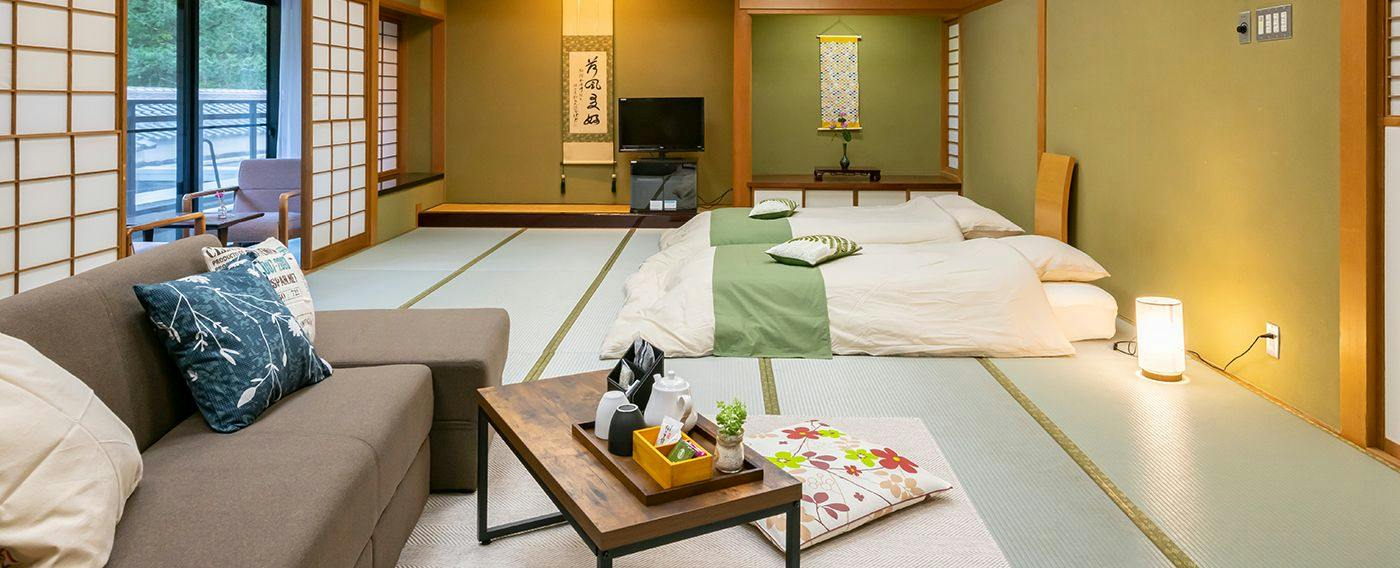 Hana Hasu Onsen Somayama