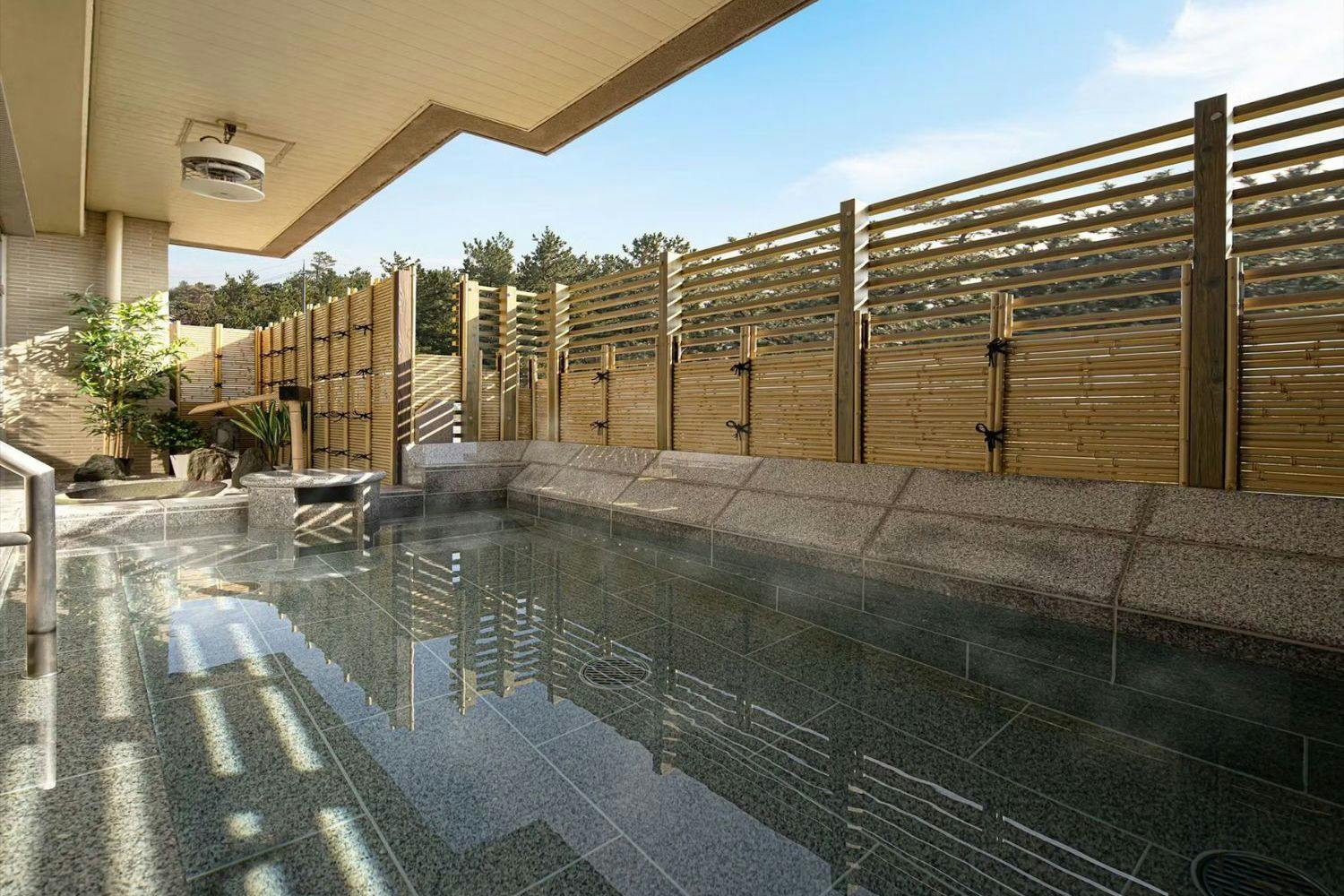 ออนเซ็นกลางแจ้ง