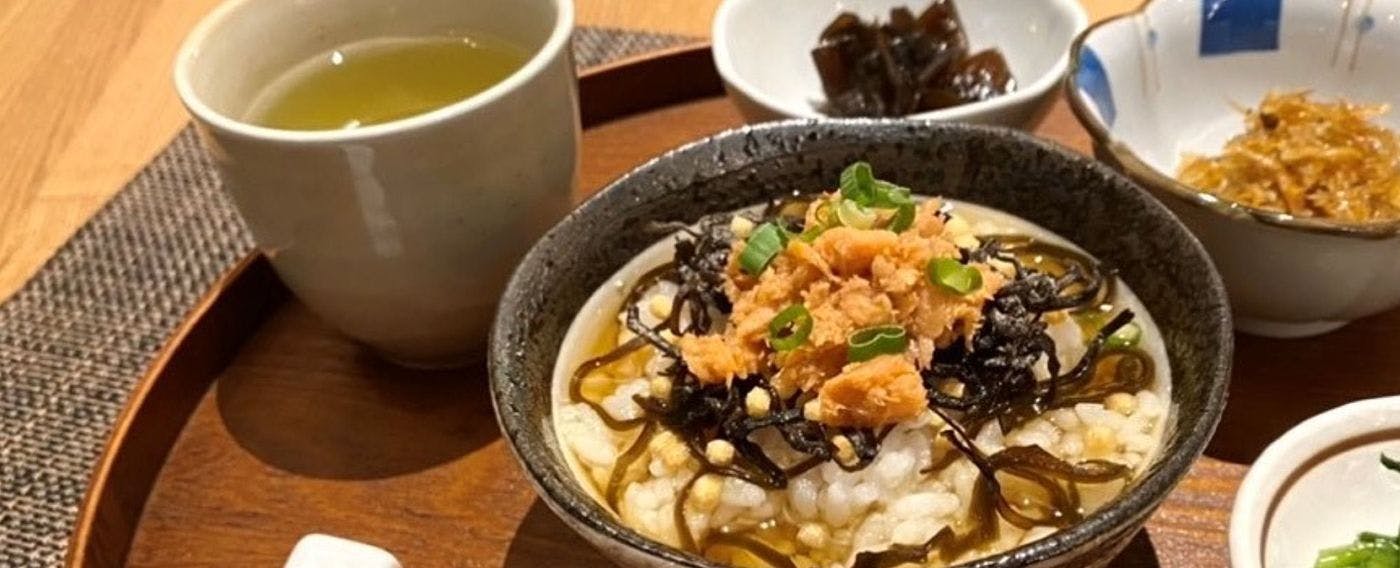 Nasi dengan kuah Kansai