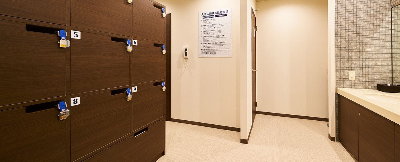 ห้องเปลี่ยนเสื้อผ้า