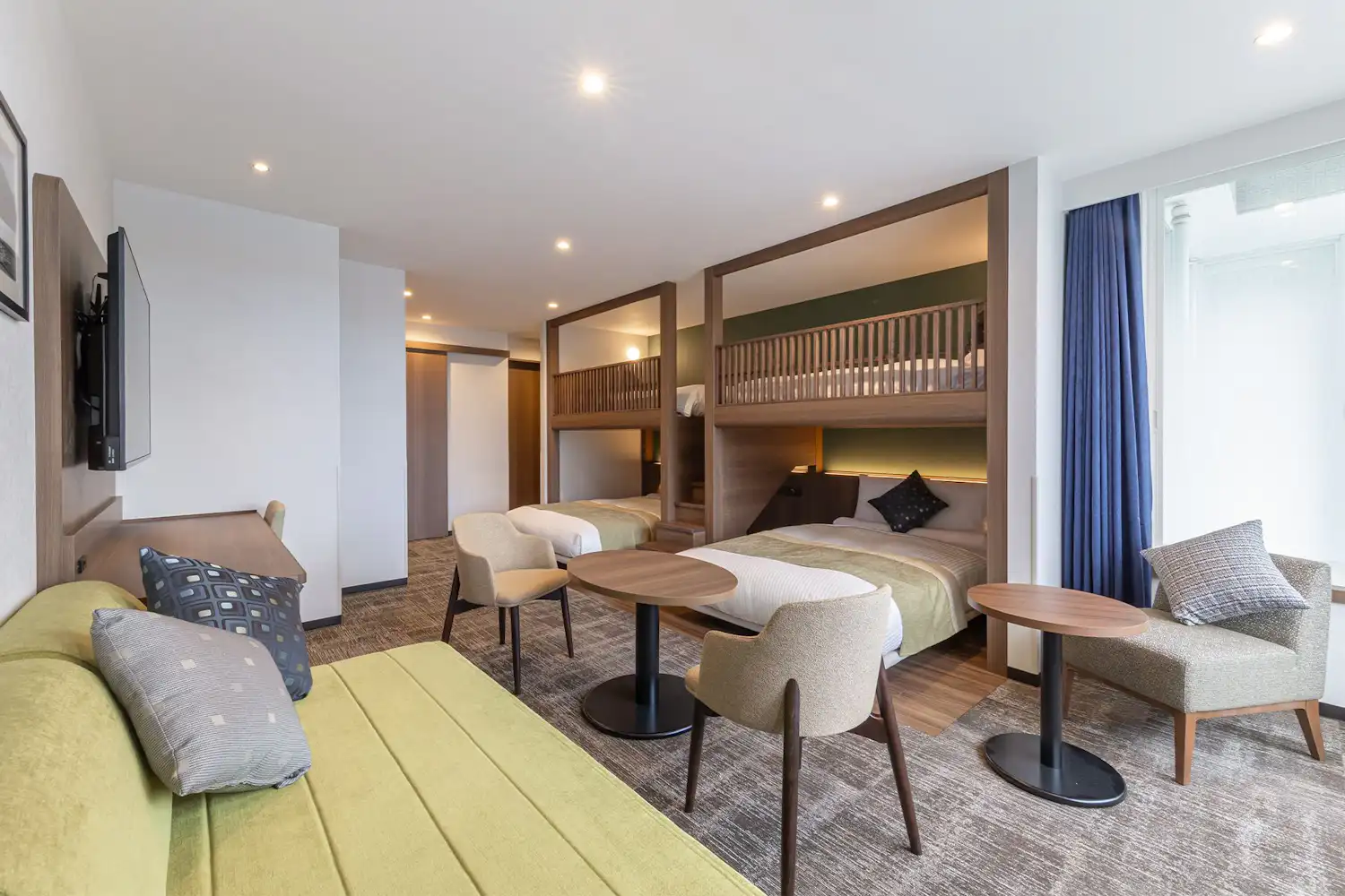 ห้องพักรวม 4 เตียงพร้อมเตียงสองชั้น