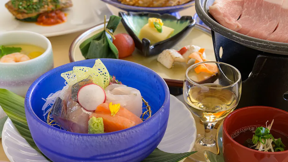 Lakeside Onsen Inn Kunibiki Glamping Base IZUMO