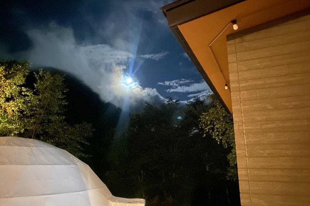 ท้องฟ้าที่เต็มไปด้วยดวงดาว