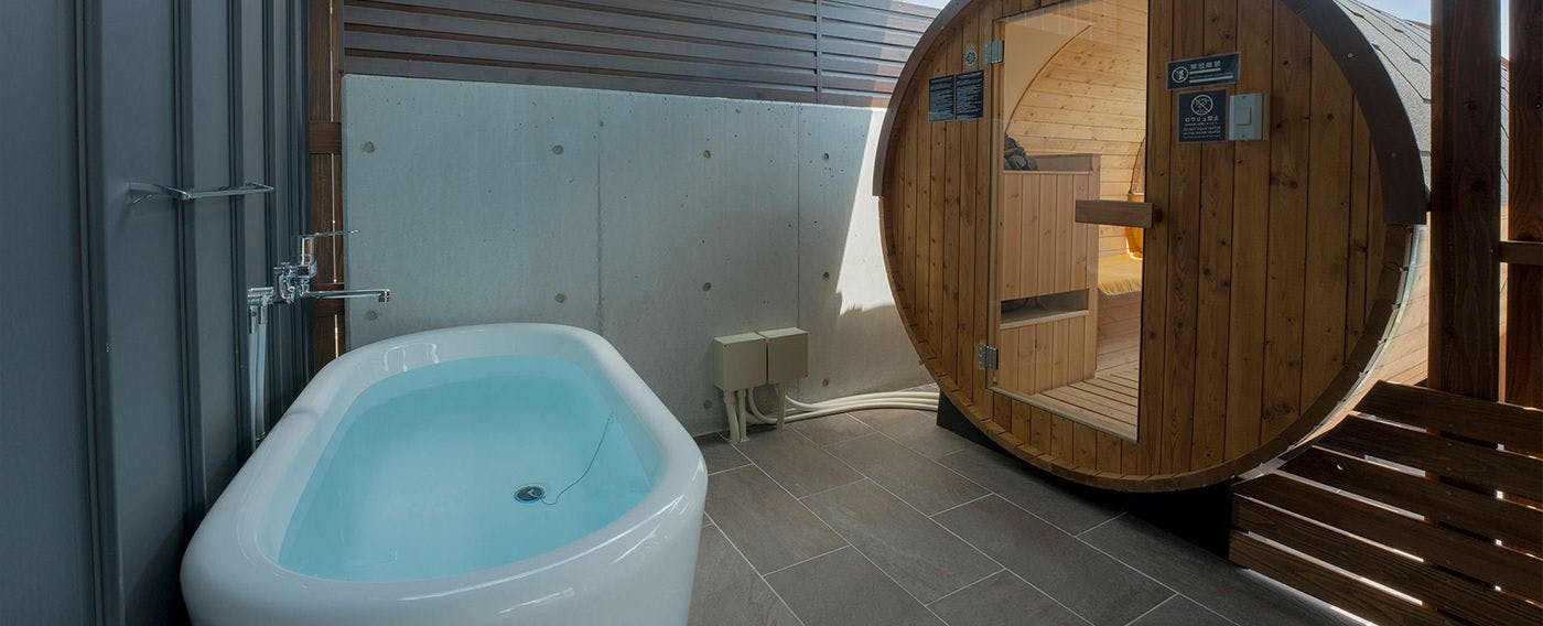 ห้องซาวน่าส่วนตัวพร้อมอ่างน้ำเย็น