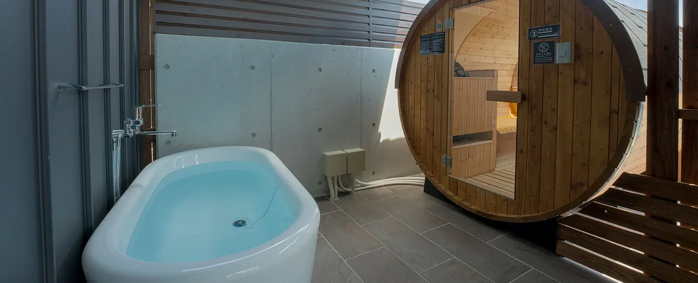 ห้องซาวน่าส่วนตัวพร้อมอ่างน้ำเย็น