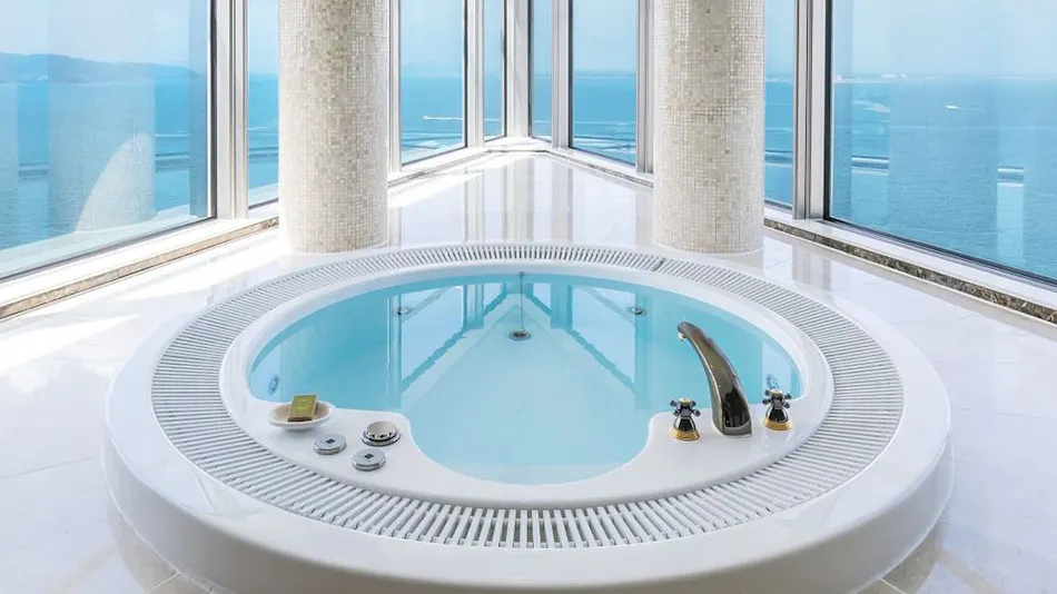 Hilton Fukuoka Sea Hawk