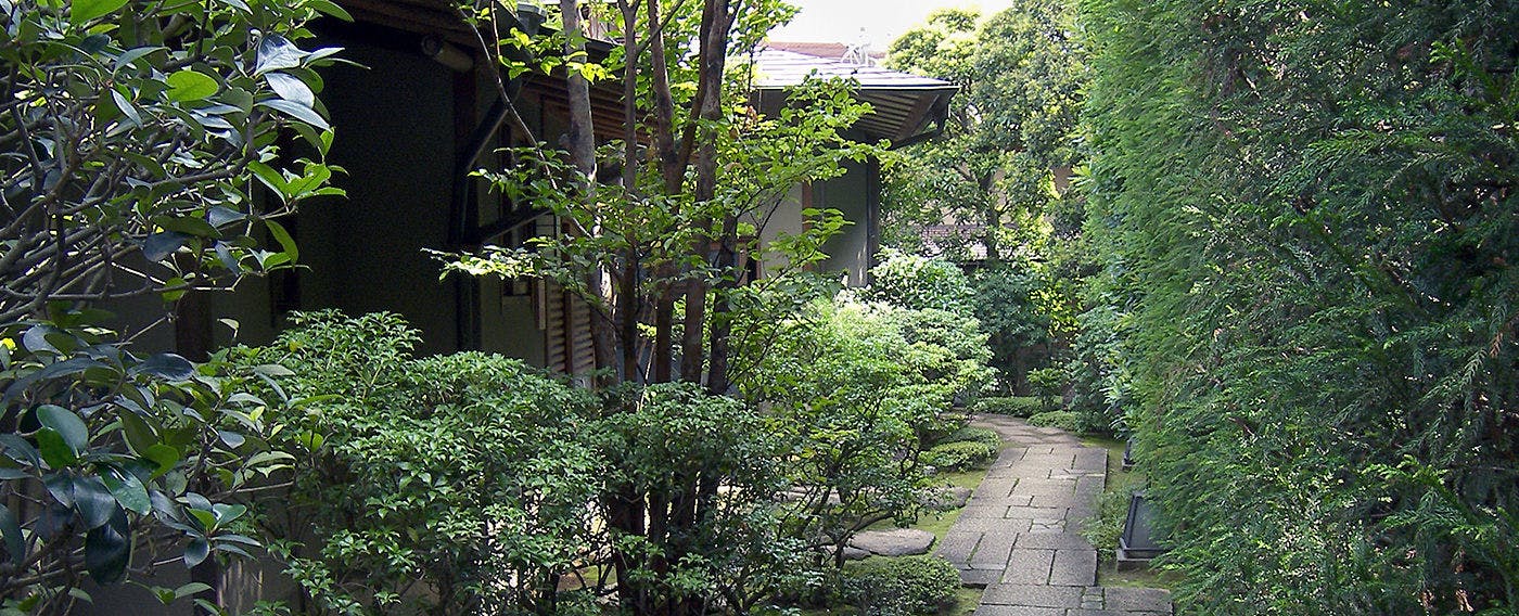あたみ石亭別邸　桜岡茶寮