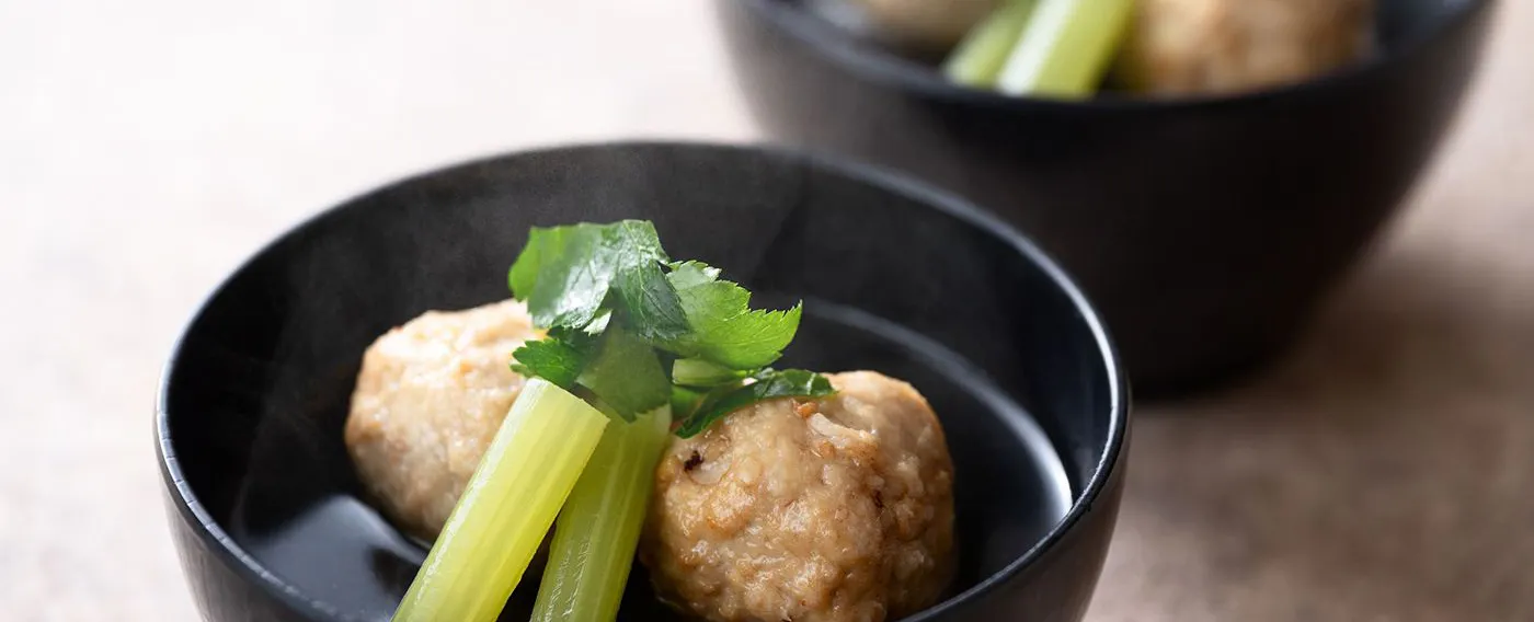 名古屋コーチンのつみれと蕗のおすまし