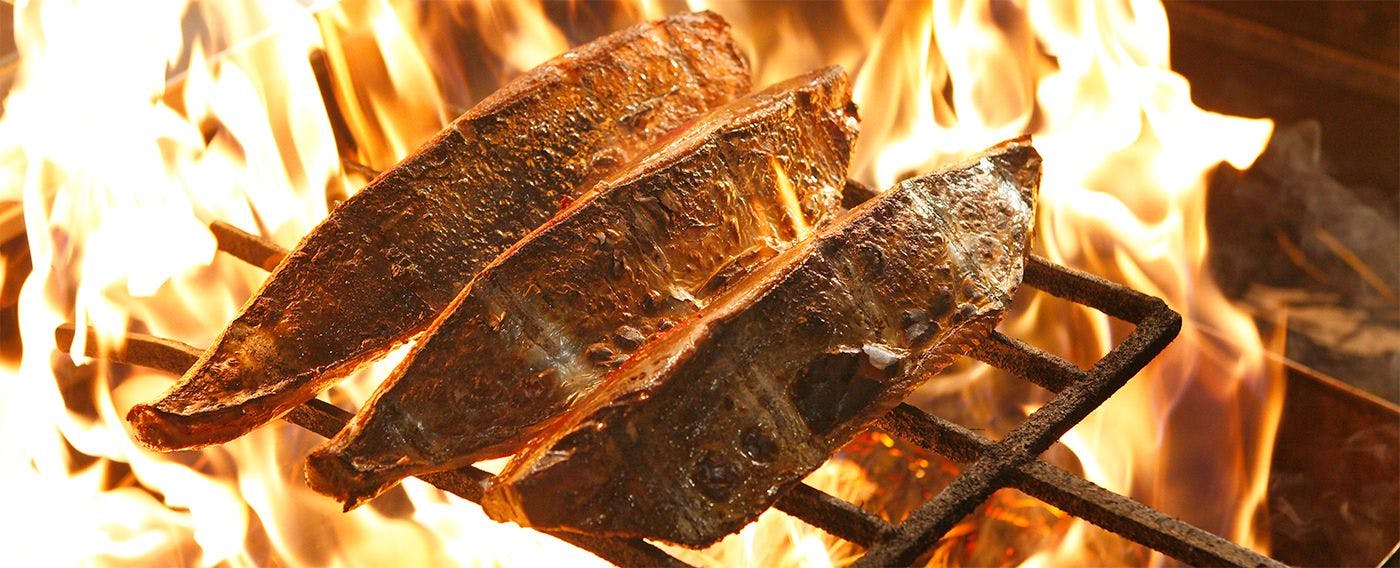 藁焼きタタキ工房