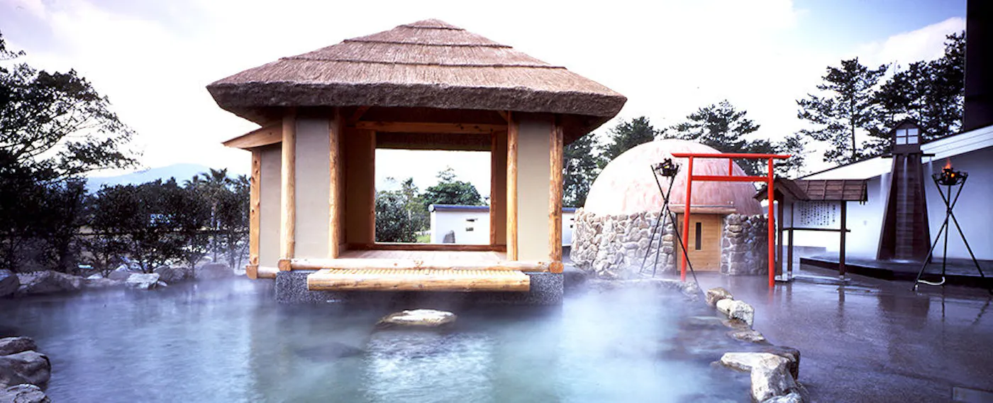 Pemandian terbuka gaya Genroku