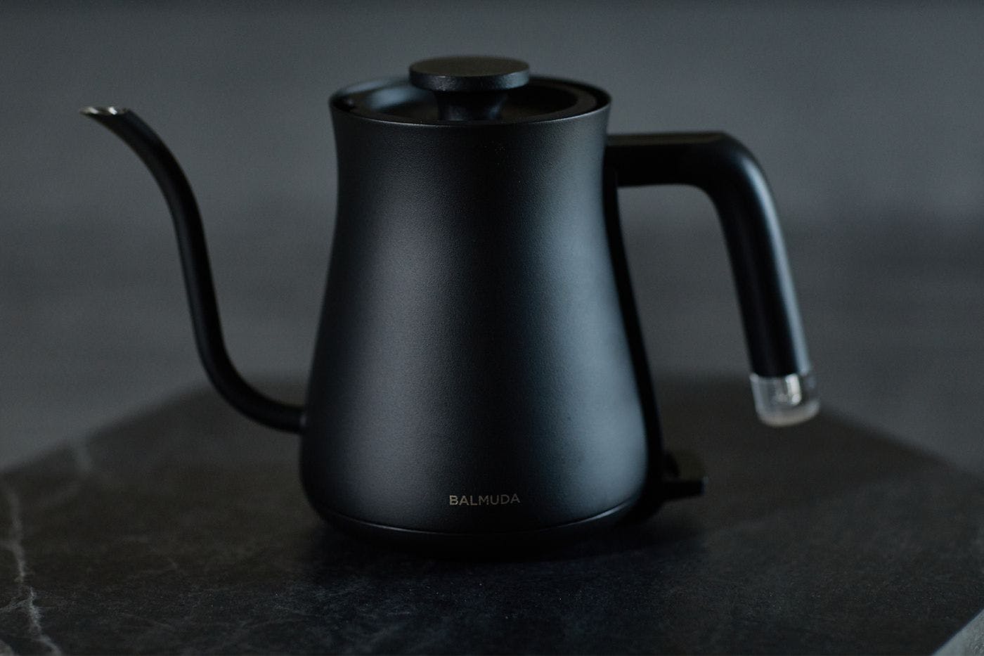 ケトル；BALMUDA
