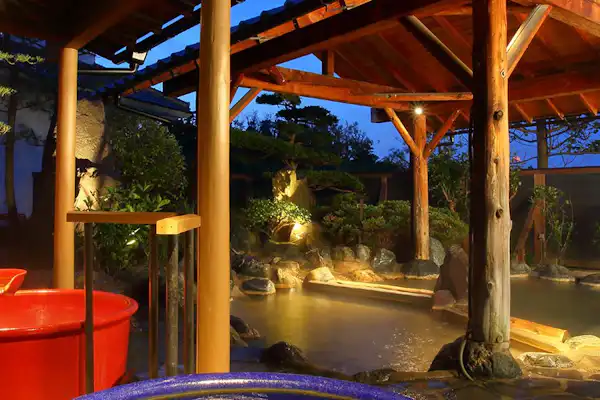 Men's large bath 'Nishiki no Yu' with open-air bath
