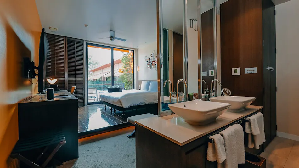 WITH THE STYLE FUKUOKA