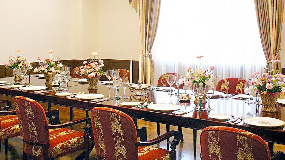 Old England Dogo Yamanote Hotel