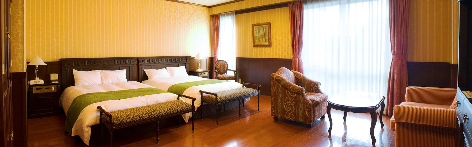 オールドイングランド道後山の手ホテル