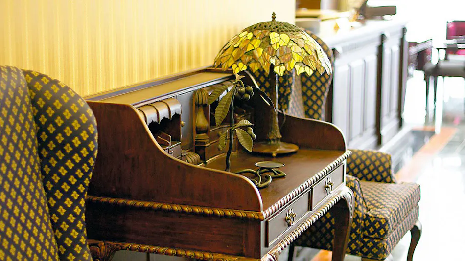 Old England Dogo Yamanote Hotel