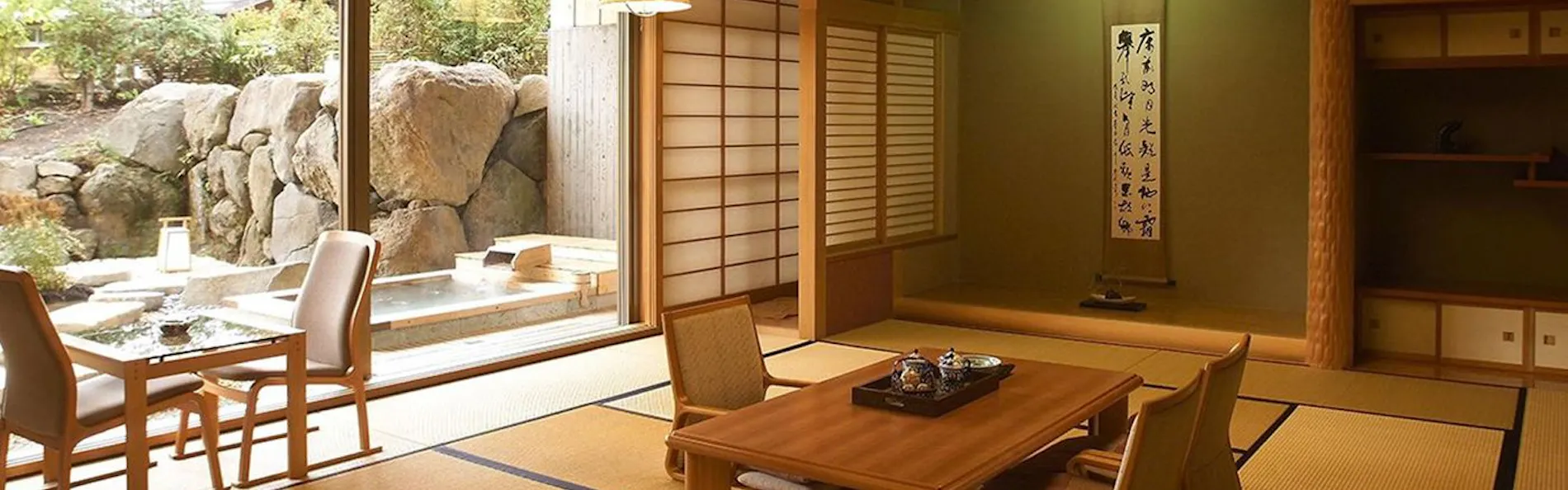 支笏湖第一寶亭留・翠山亭