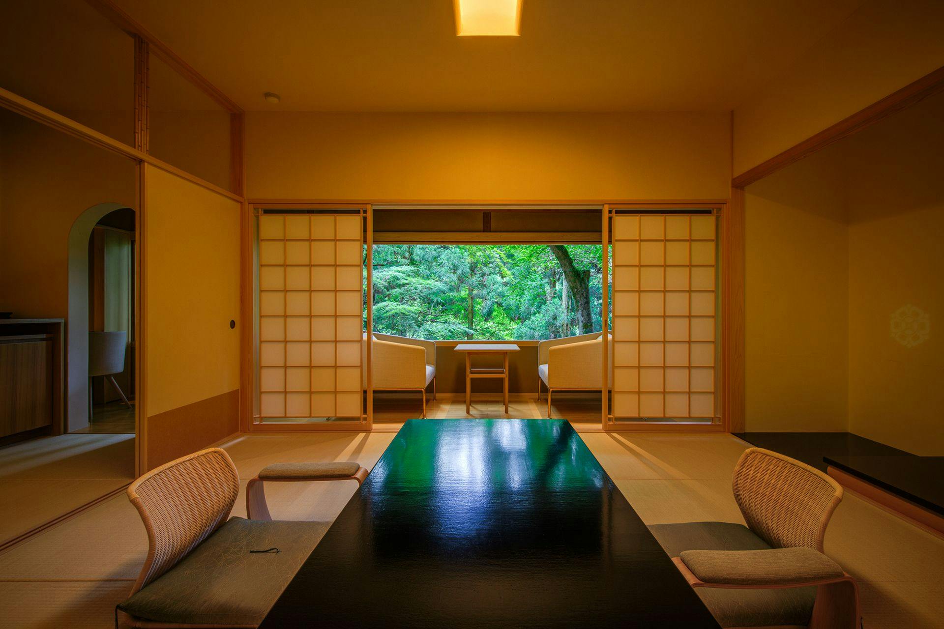 奈良・春日奥山　月日亭