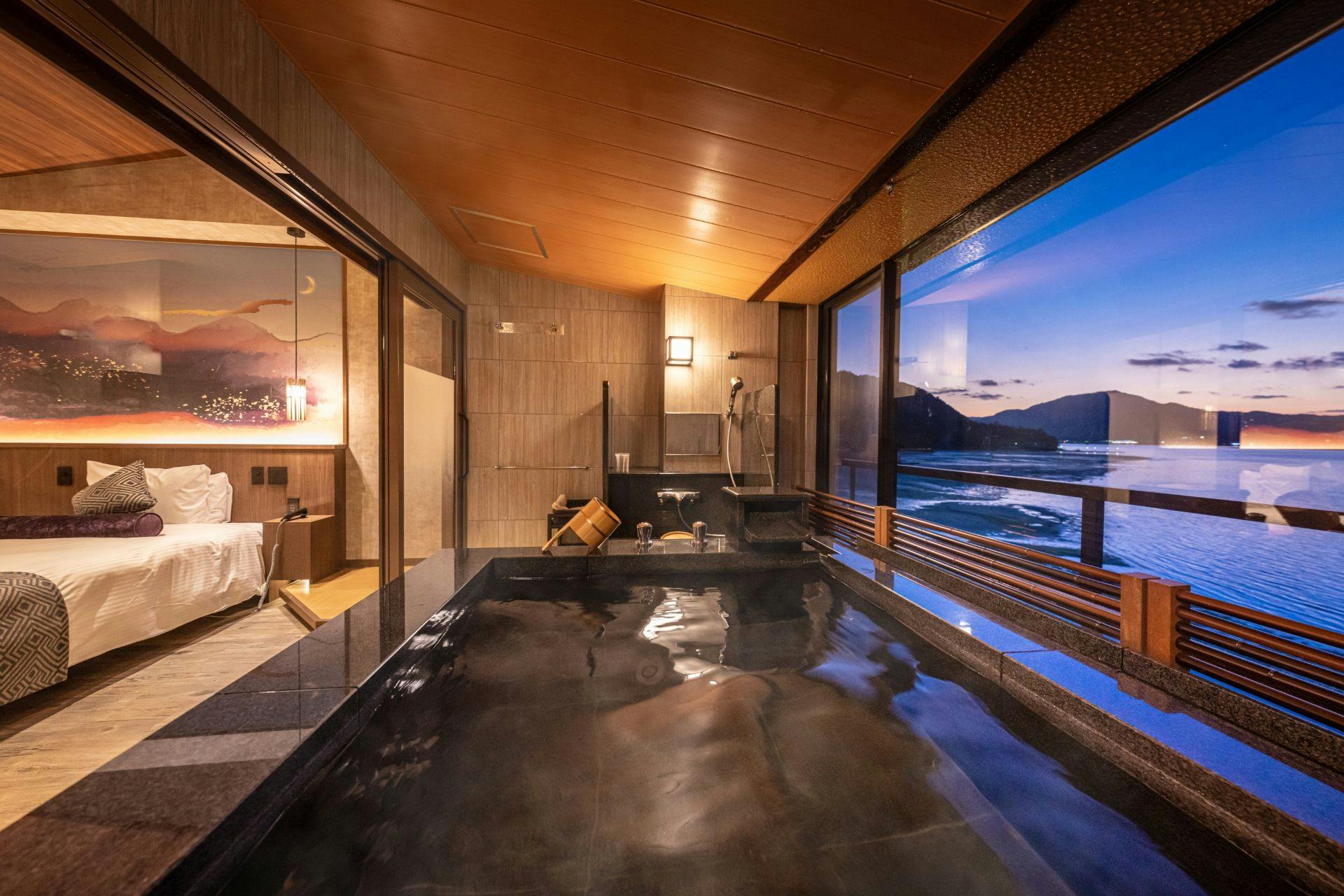 宮島　錦水館