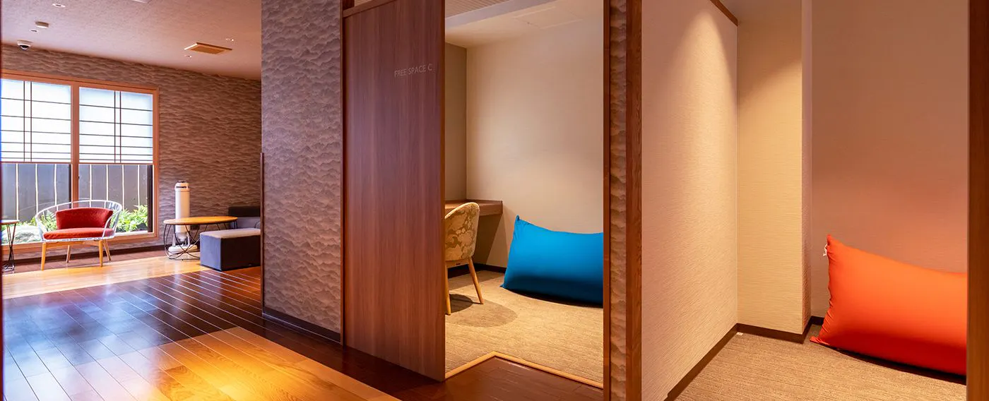 ラウンジ(半個室スペース)