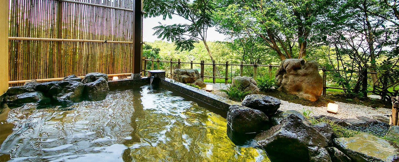 能登九十九湾　百楽荘