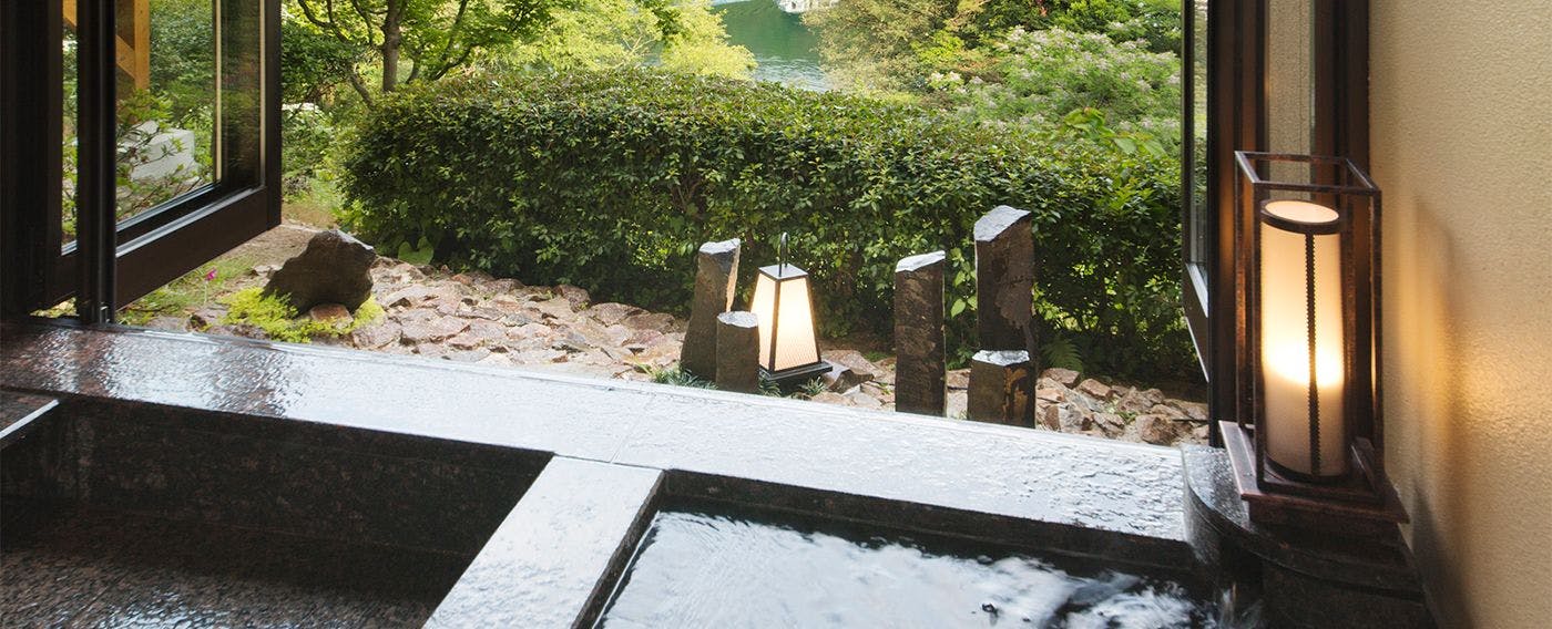 Noto Tsukumowan Hyakurakuso