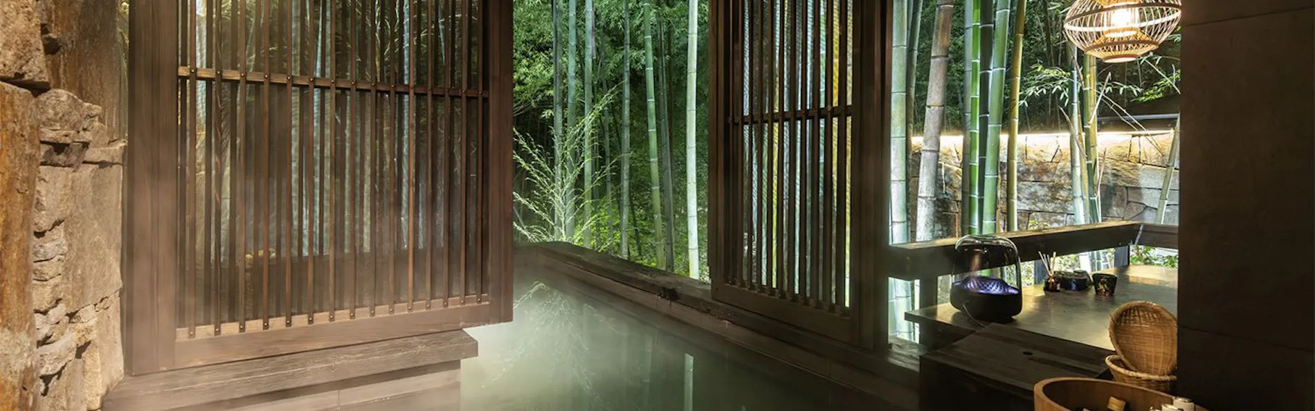 秘境 白川源泉 山荘 竹ふえ