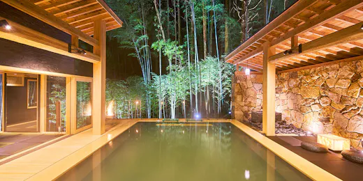 秘境 白川源泉 山荘 竹ふえ
