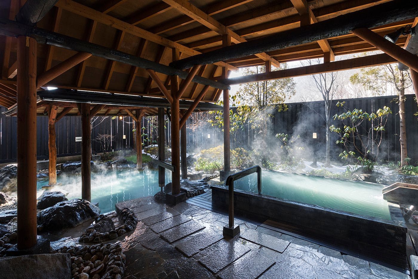 Mata air panas dan pemandian