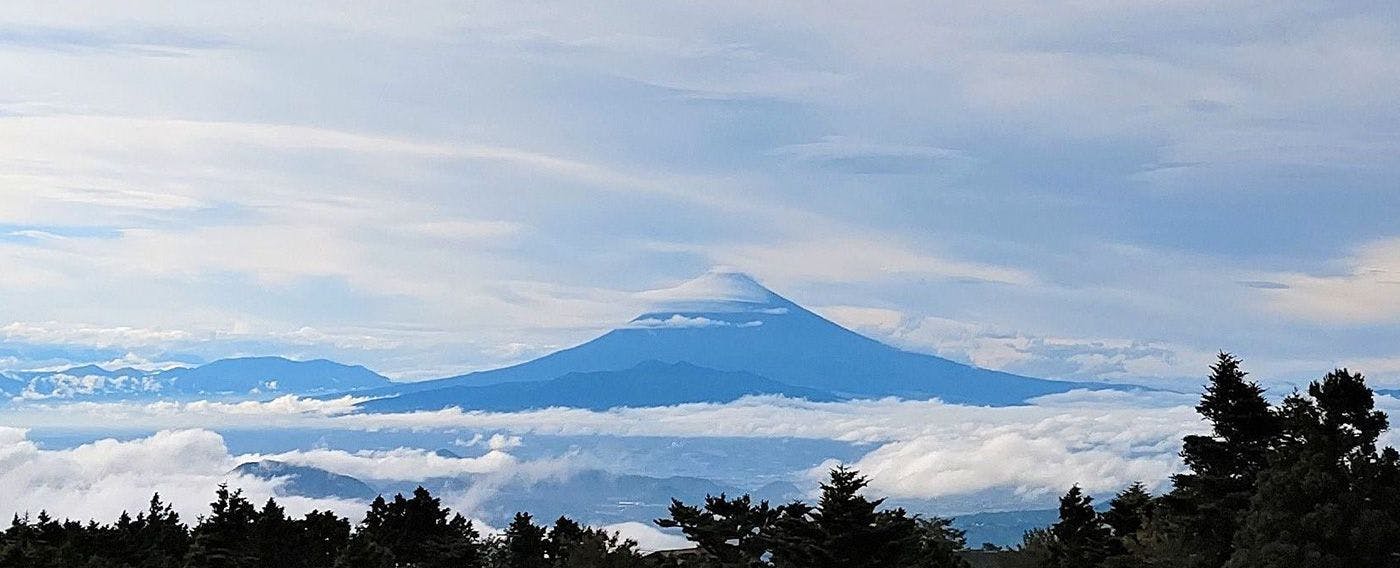 天気が良い日には雲海が見えることもある天空のリゾートホテル