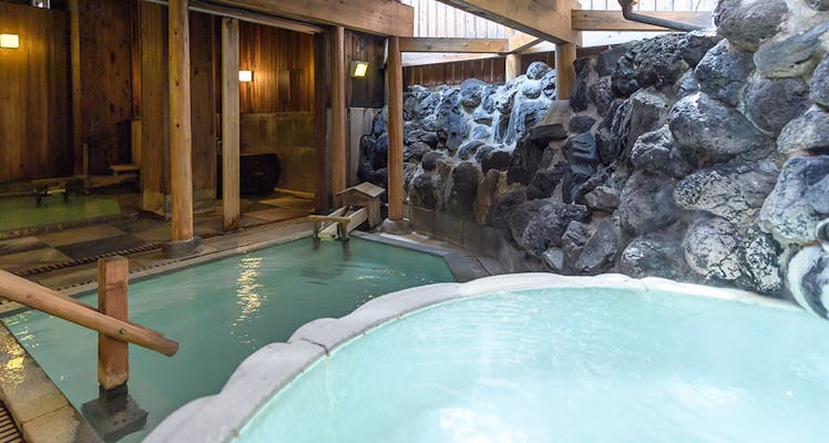 ホテル白竜湖リゾートを見た人におすすめの温泉自慢の宿 選 宿泊予約は 一休 Com ホテル白竜湖リゾートを見た人におすすめの温泉自慢の宿 選 宿泊予約は 一休 Com