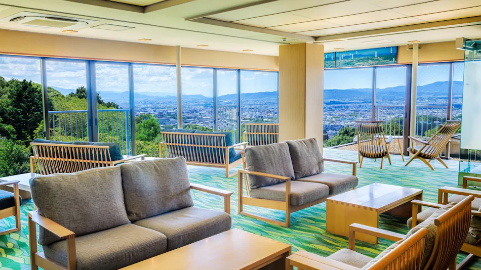 Nara Manyo Wakakusa no Yado Mikasa