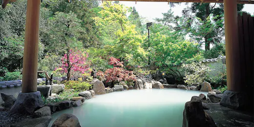 白濁源泉掛け流し八湯めぐりの湯 雲仙温泉 民芸モダンの宿 雲仙福田屋