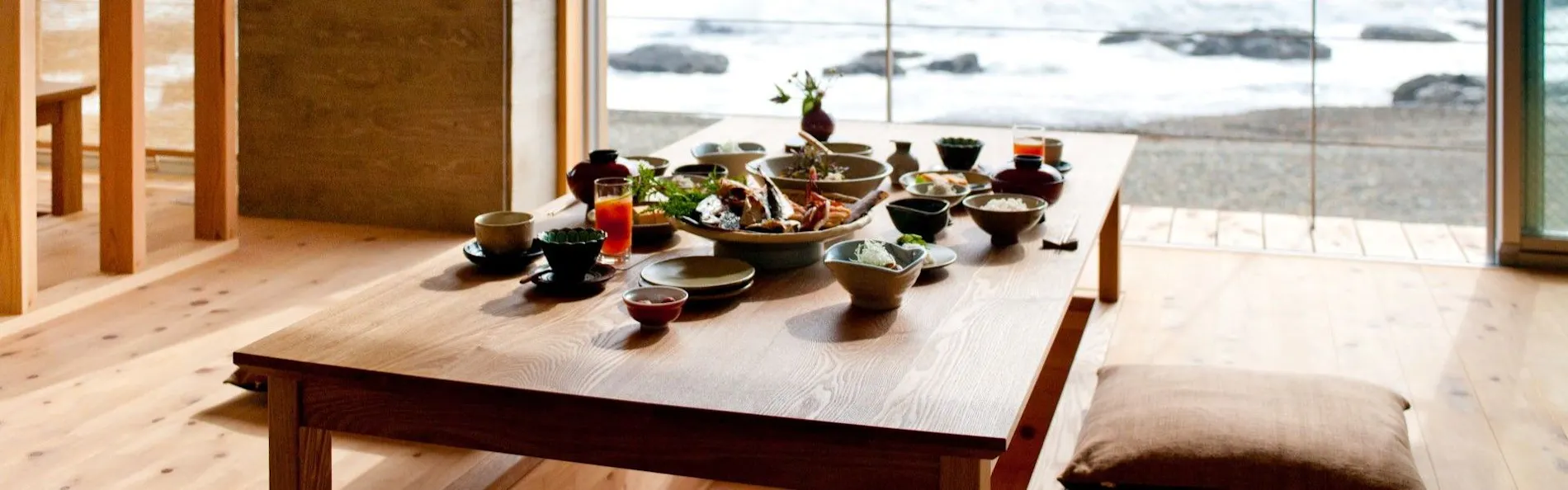 里海邸 金波楼本邸