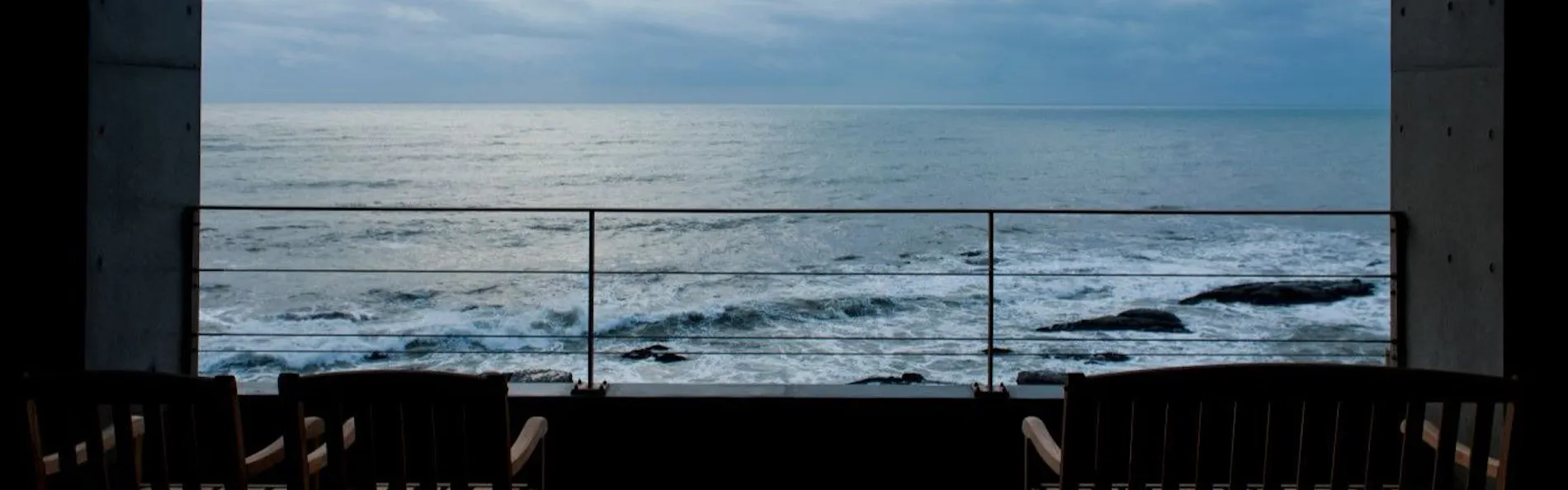 里海邸 金波楼本邸