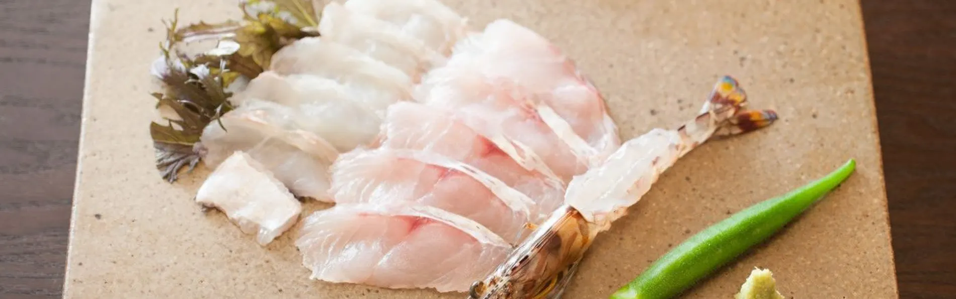里海邸 金波楼本邸