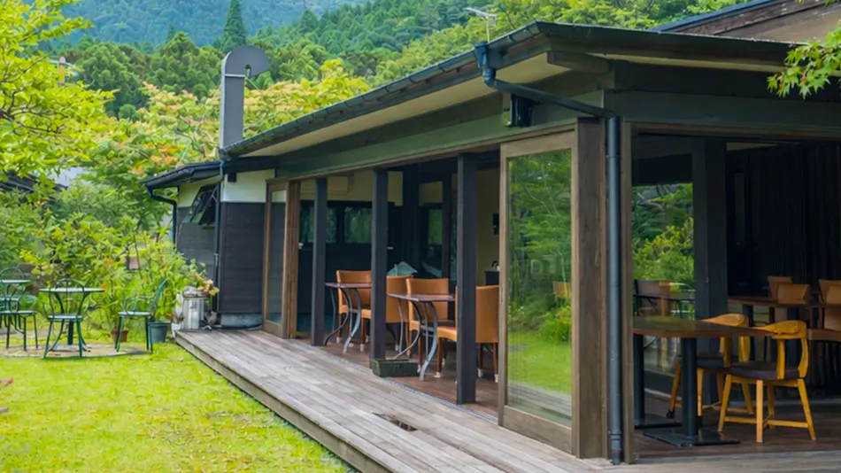 Highland Hideaway Spa & Greeness