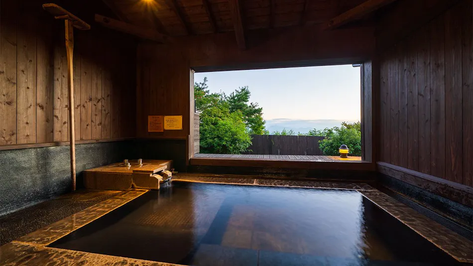 Highland Hideaway Spa & Greeness