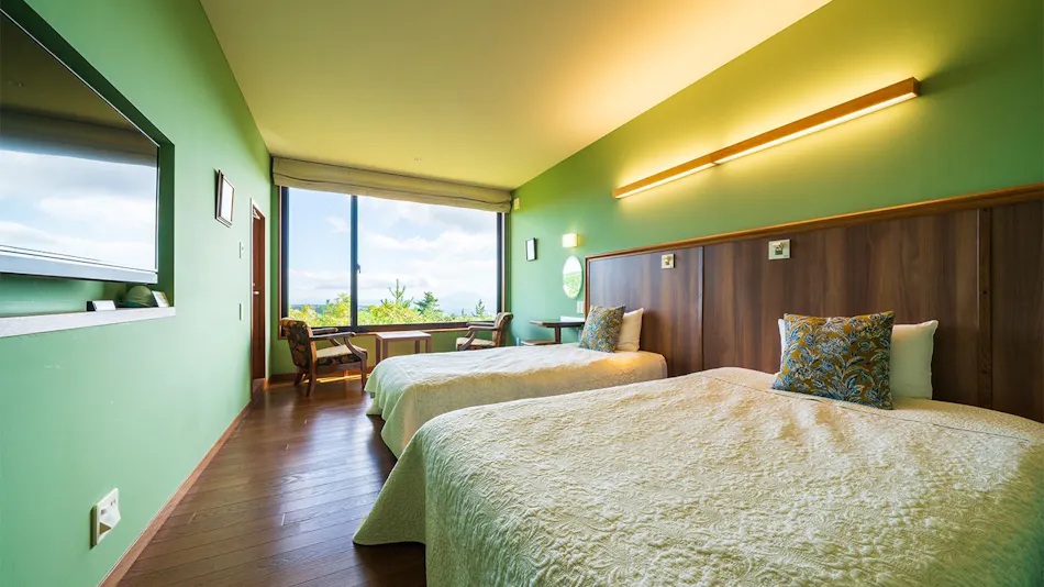 Highland Hideaway Spa & Greeness