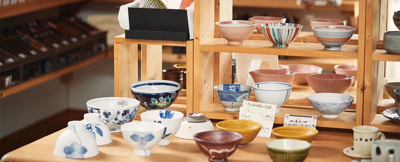 ตลาดขายส่งเครื่องปั้นดินเผา อิเสะคิอิจิ