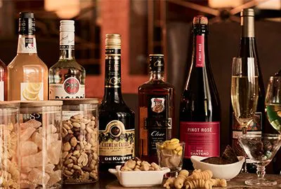 Open Lounge (6:30–23:00)