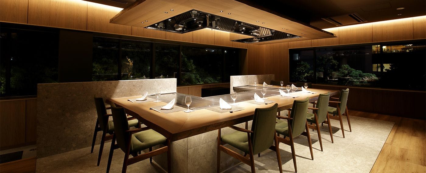 Nhà hàng Teppanyaki "Sakura"