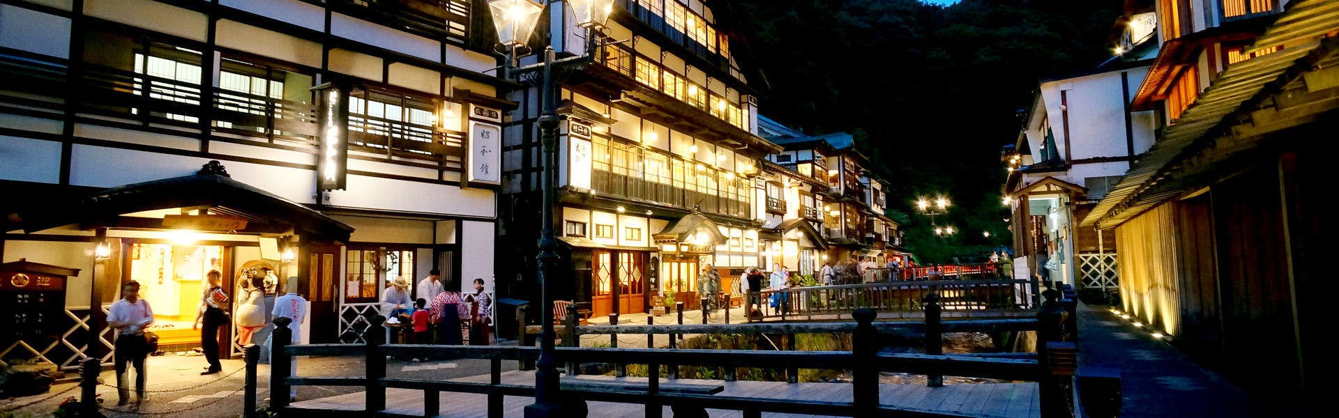 最上川舟下りと大正ロマン漂う湯の街 仙峡の宿 銀山荘 で寛ぐ 2日間 49 800円 三世代旅行大好きババがオススメする家族旅行 最上川舟下りと大正ロマン漂う湯の街 仙峡の宿 銀山荘 で寛ぐ 2日間 49 800円 三世代旅行大好きババがオススメする家族旅行